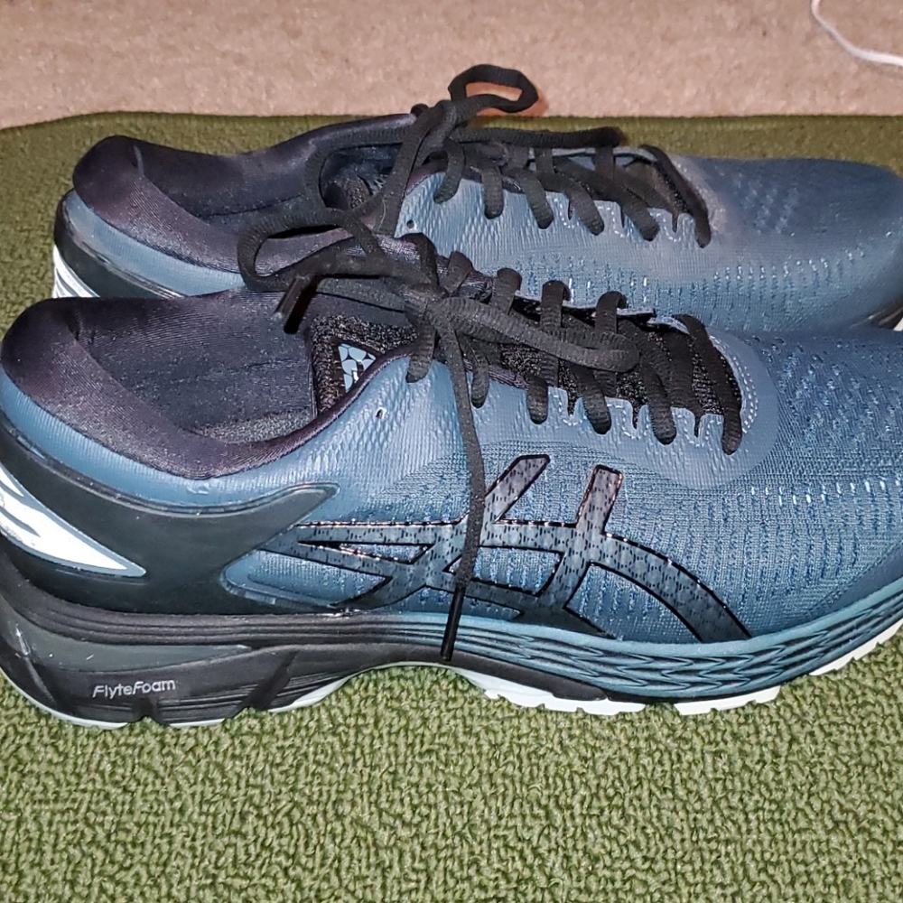 ASICS gel kayand 25